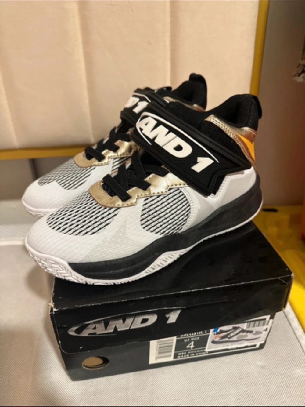 And1 Kids Black, White & Gold Athletic Sneakers